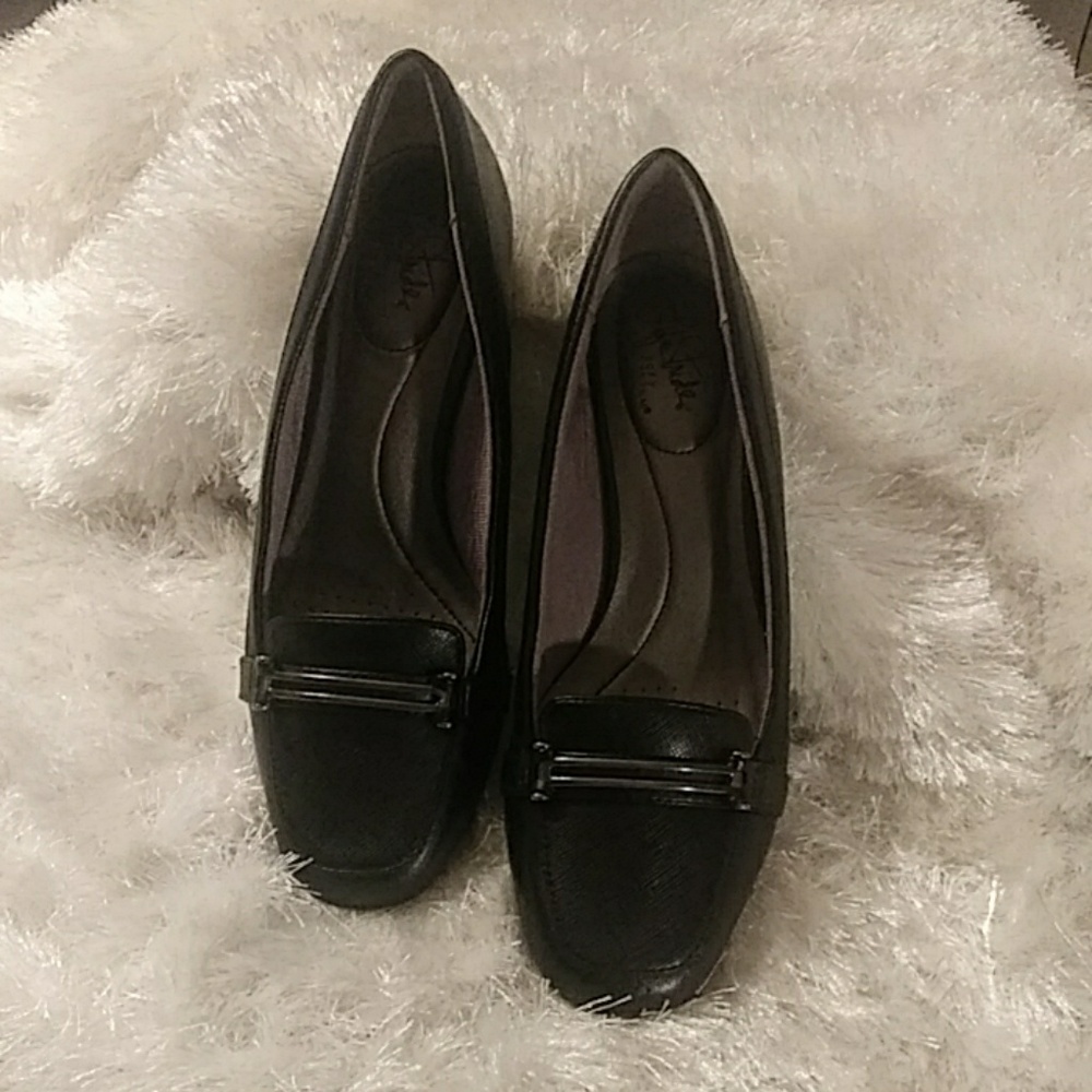 Life Stride size 9m soft system heel
